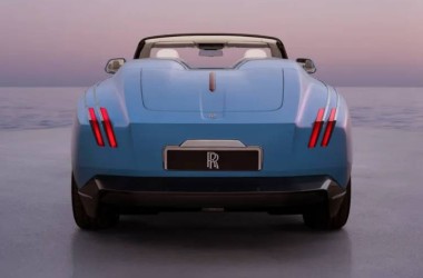 रोल्स रोयसको ‘नाइटिंगेल’ मोडल १०० युनिट बन्ने, मूल्य १ अर्ब ४४ करोड_img