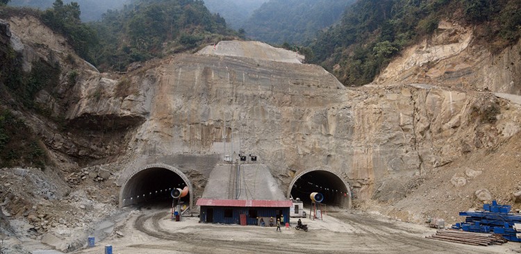 फास्ट ट्रयाकमा धमाधम बन्दै ७ सुरुङ, चैत मसान्तसम्म यस्तो छ प्रगति_img