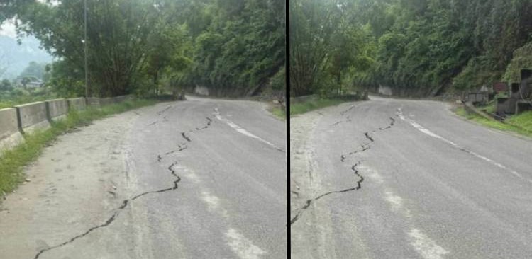 बाढीले कटान गर्दा कृष्णभीरमा सडक भासियो, आवतजावत ठप्प_img