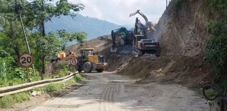 कृष्णभीरको सडक भदौ भित्रै संचालनमा ल्याइने, १० मेसिन परिचालन_img