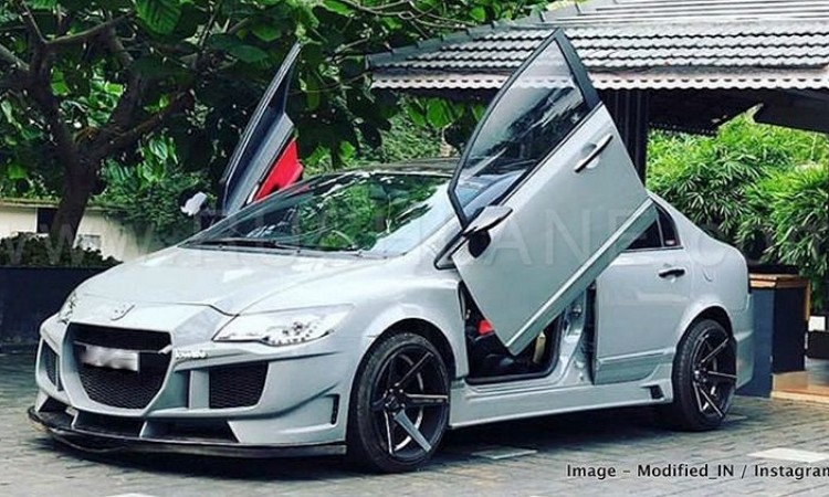 पत्याउनु हुन्छ ? यो लेम्बोर्गनी होइन होन्डा सिभिक कार हो_img