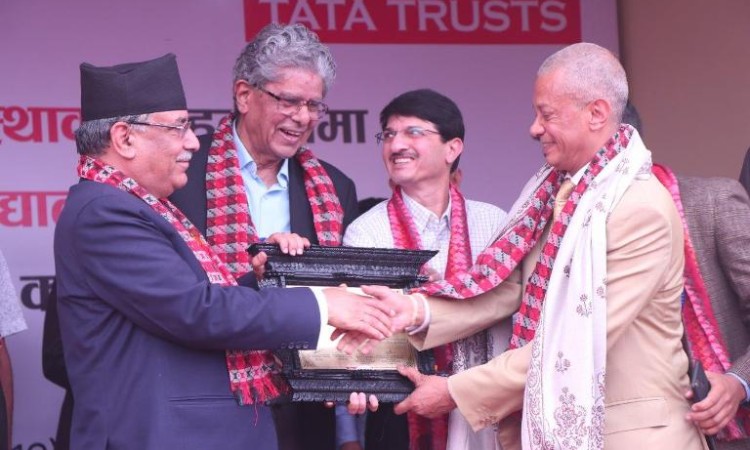 टाटा ट्रस्ट र सिप्रदीयन सहायता संस्थाद्वारा विद्यालय हस्तान्तरण_img