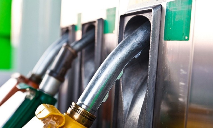 घट्यो पेट्रोलियम पदार्थको मूल्य_img