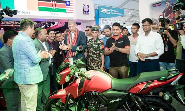 टीभीएस आरटीआर १६० डबल डिस्क सार्वजनिक, यस्तो छ ३ भर्सनको मूल्य_img