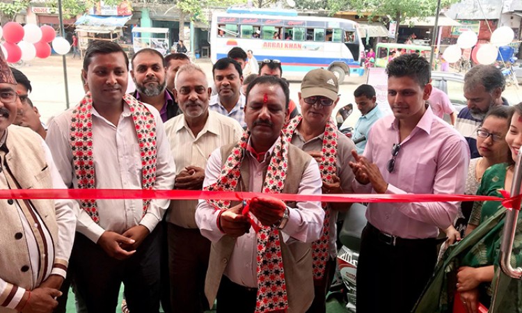 परासीमा महिन्द्रा टुह्वीलरको नयाँ शोरुम, 3s सेवा पाइने_img