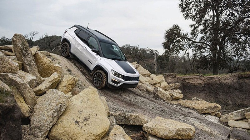 अटाे शाेमा जीपको ‘ट्रायल-रेडेड’ कम्पास सार्वजनिक हुँदै, किन खास छ ‘ट्रायल-रेटेड ब्याज’