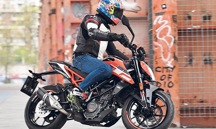 छिट्टै नेपाल भित्रिने केटीएम ड्यूक-१२५ बारे जान्नैपर्ने ५ तथ्य_img