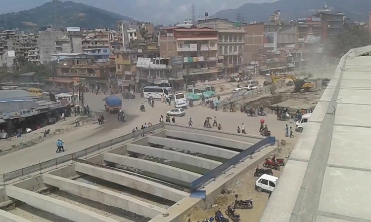 सञ्चालनमा आएको ५ दिनमै बन्द भयो कलंकी अन्डरपास, फेरी जाम सुरु_img