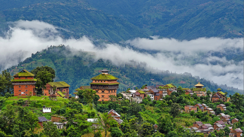 नुवाकोटमा बढी भाडा बढी लिने ७७९ यातायात सवारी कारवाहीमा
