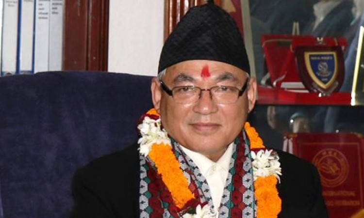 अब सडकमा कसैले सिन्डिकेट लाद्न सक्दैनः मन्त्री थापा_img