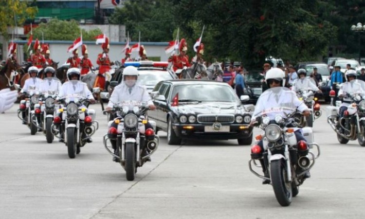 साढे ३ बजेपछि महाराजगञ्जदेखि बारेश्वरमा वैकल्पिक रुट प्रयोग गर्नूः ट्राफिक_img