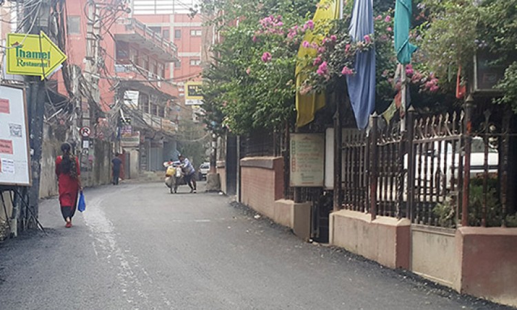 मध्य बर्षामा ठमेल एरियामा सडक कालोपत्रे_img