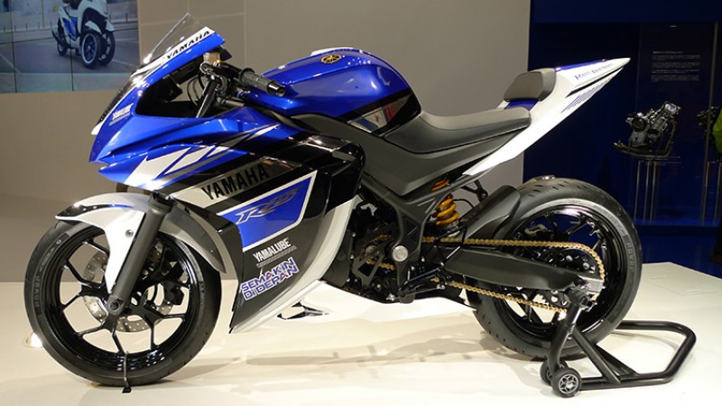 यस्तो विषेशतासहित आउँदै यामाहा वाइजेडएफ–आर२५