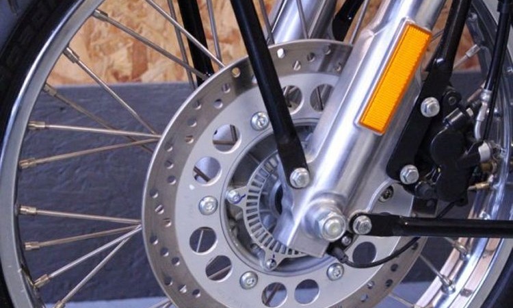 ड्यूल च्यानल एबीएससहित आउँदै बुलेट–३५०, कति बढ्ला मूल्य ?_img