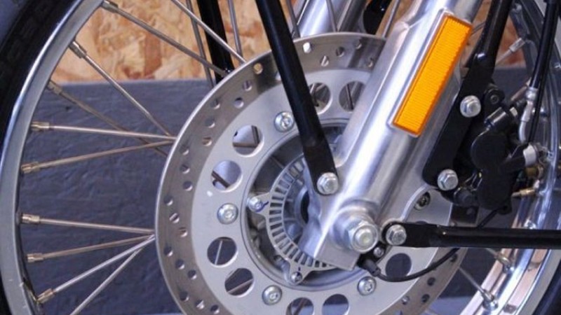 ड्यूल च्यानल एबीएससहित आउँदै बुलेट–३५०, कति बढ्ला मूल्य ?