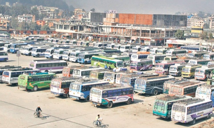 स्थानीयले जग्गा दिएपछि बन्ने भयो बसपार्क_img