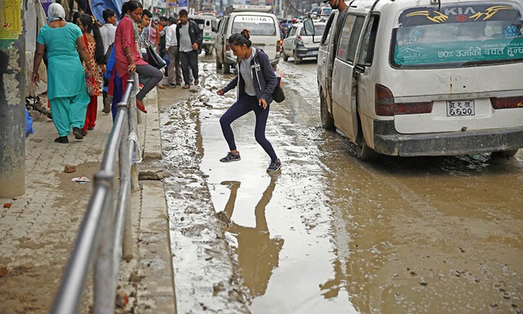 चाबहिलमा मेलम्ची र सडक विभागको लडाई_img