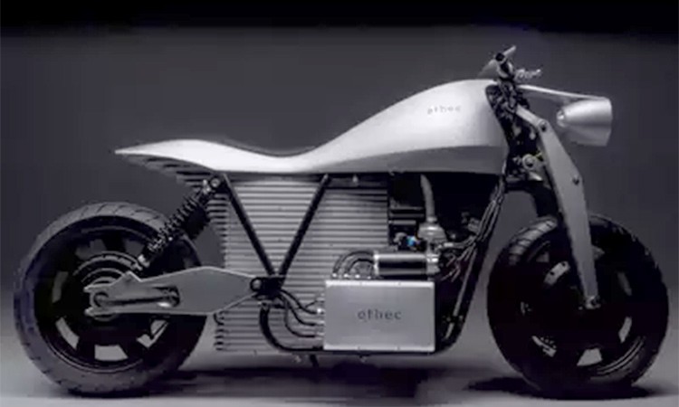 विद्यार्थीले बनाए फुल चार्जमा ४ सय किमि कुद्ने इलेक्ट्रिक बाइक_img