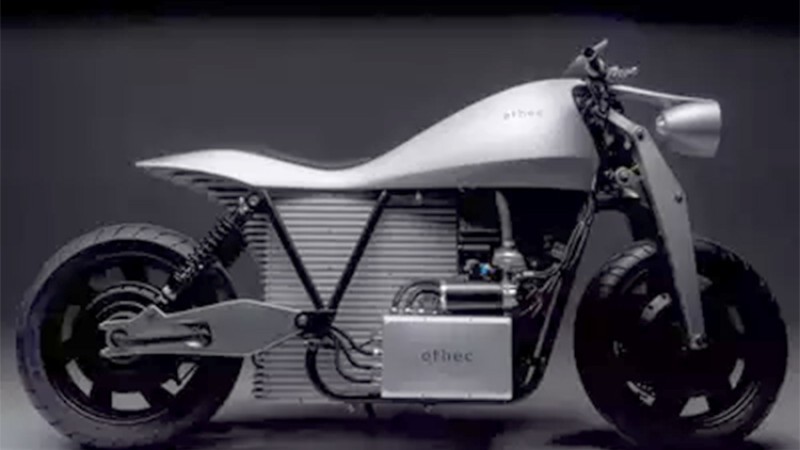 विद्यार्थीले बनाए फुल चार्जमा ४ सय किमि कुद्ने इलेक्ट्रिक बाइक