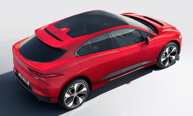 ज्यागुअरको इलेक्ट्रीक कार ‘आई-पेश’ पेरिसमा, यस्ता छन् सार्वजनिक_img