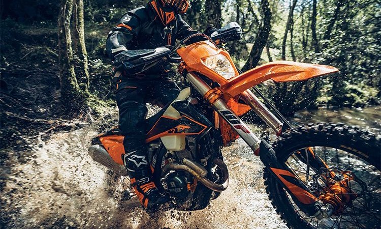 एक वर्ष भित्र ५ नयाँ मोटरसाइकल ल्याउँदै केटीएम_img