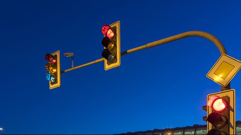 आजबाट काठमाडौंका ७ स्थानमा ट्राफिक लाईट बल्ने