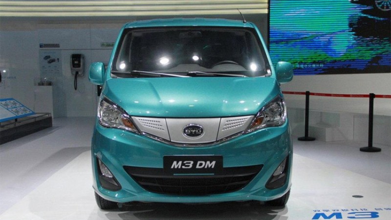 अटो शोमा इलेक्ट्रीक कार किन्नेलाई यी हुन् छनोट, मूल्य १३ लाखबाटै सुरु