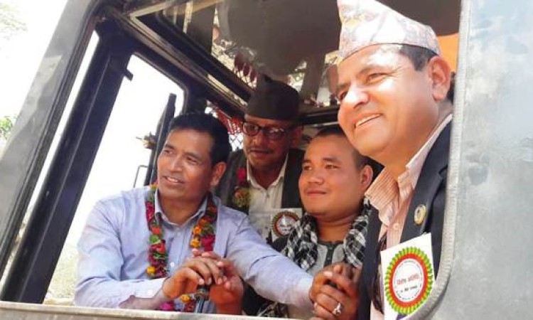 राष्ट्रिय गौरवको प्रादेशिक सडक शिलान्यास_img