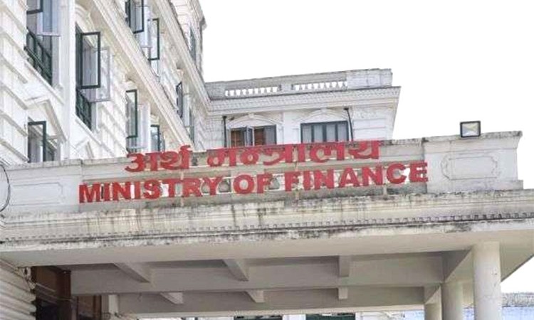 सवारी कर्जामा पुनर्विचार गर्ने अर्थमन्त्रीको आश्वासन_img