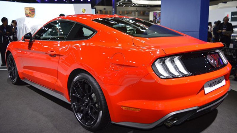 १० स्पीड अटोमेटिक गियरमा आयो, नयाँ फोर्ड–मस्टाङ्ग