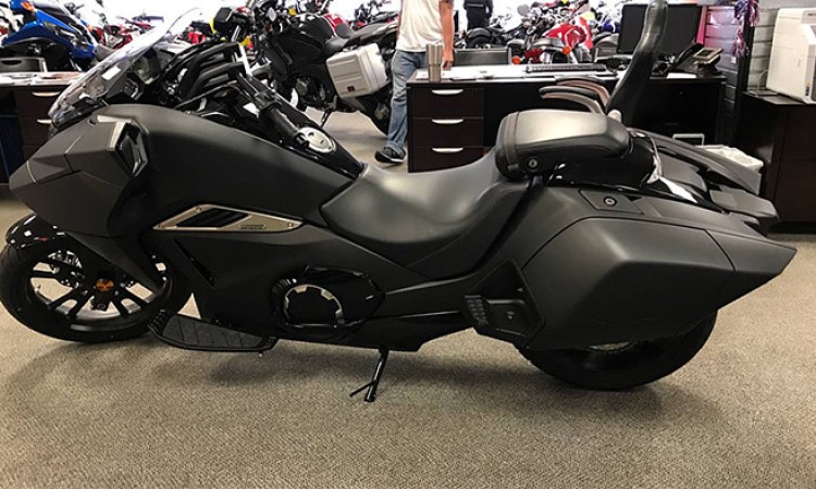 अटो शोमा सबैको ध्यान खिच्न सफल होन्डाको क्रुज बाइक ‘एनएम–४’_img