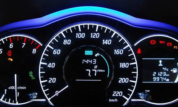 कारको माइलेज बढाउनु छ भने अपनाउनुस् यी ५ उपाए_img