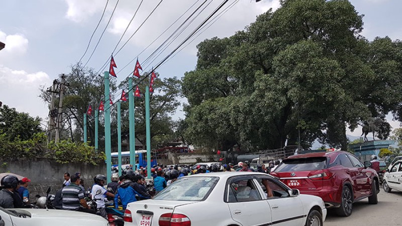 ट्याङ्कर चालकको हड्तालले उपत्यकामा पेट्रोलियम पदार्थको हाहाकार