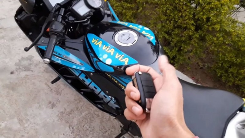 यामाहाको आर–१५ मा फिंगर प्रिन्ट स्टार्ट, अटोमेटिक मिरर र क्रुज कन्ट्रोल !