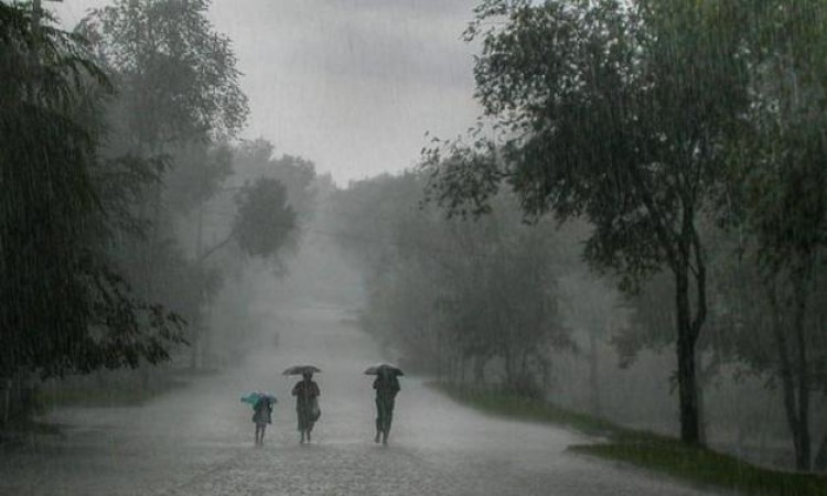 भारी बर्षाले जलेश्वर–जनकपुर सडक अवरुद्ध_img