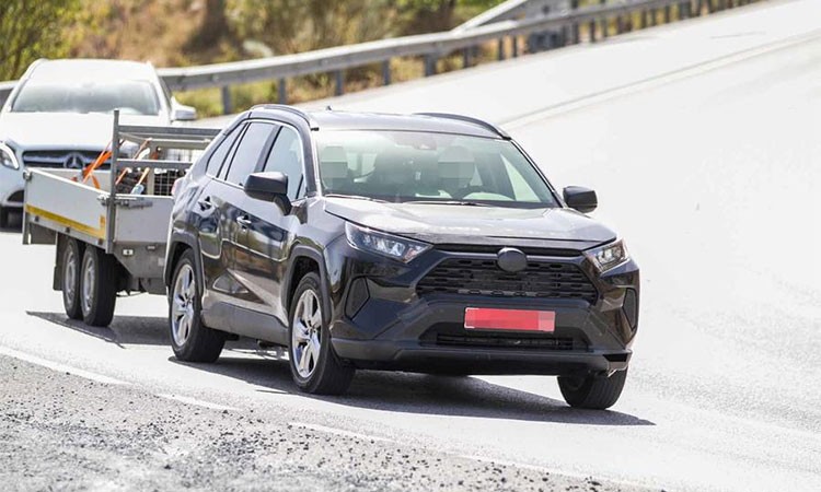 टोयोटाले सार्वजनिक गयो हाइब्रिड सहित ३ नयाँ कार (मूल्यसहित)_img