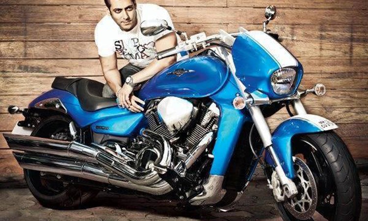 यी ७ बलिउड अभिनेता जो सुपर बाइकमा सयेर गर्न रूचाउँछन्_img