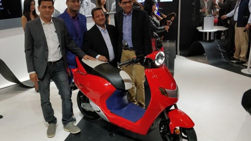 इलेक्ट्रीकमा थपियो अर्को स्टाइलिस स्कुटर, फुलचार्जमा ८० किमी माइलेज