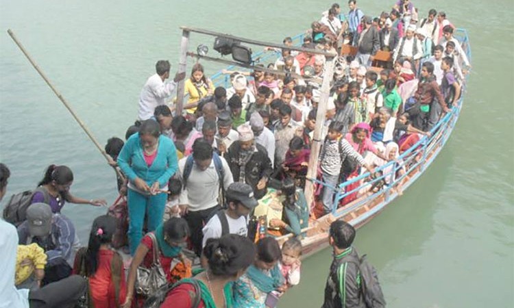 कालीगण्डकीमा स्टिमर सेवा स्थगित_img