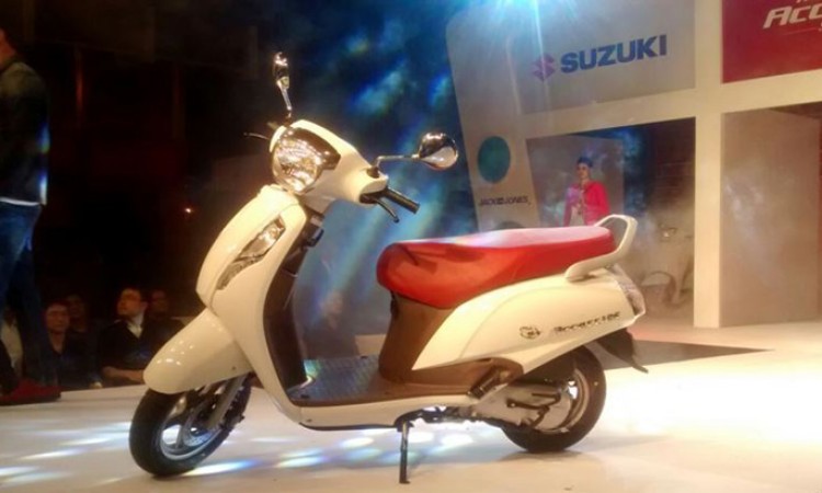 सुजुकीको ६० किलोमिटर माइलेज दिने १२५ सीसीको स्कुटर, यस्तो छ मूल्य_img
