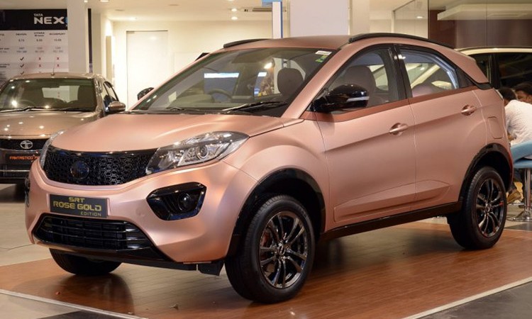 ‘रोज गोल्ड’ कलरमा टाटा नेक्सन_img