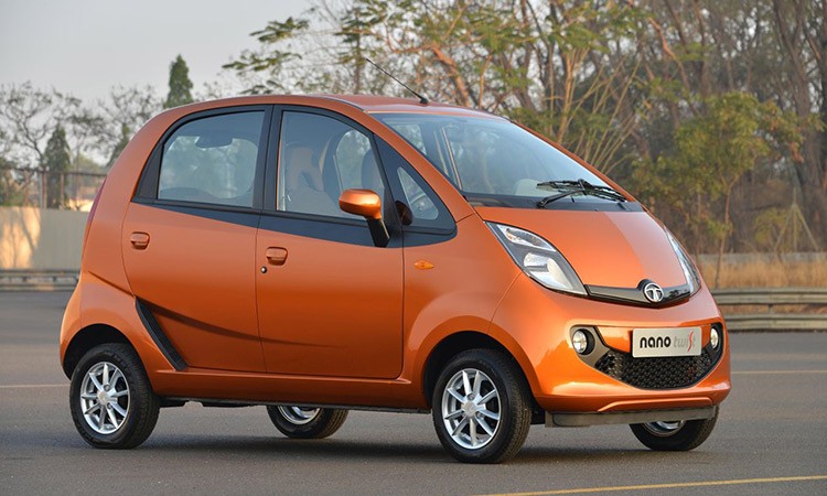 संसारकै सस्तो कार नानोको मूल्य यसरी भयो ३५ करोड_img