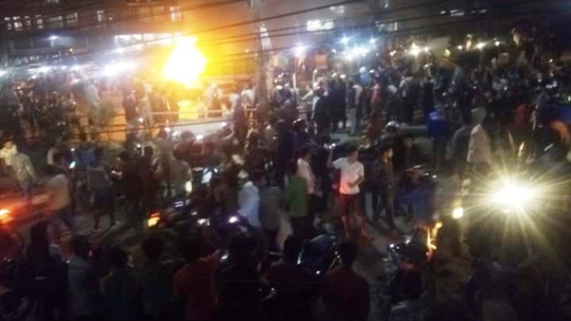 सुर्यबिनायकमा ट्रिपरले ठक्कर दिँदा एकको मृत्यु, ट्रिपर जलाइयाे