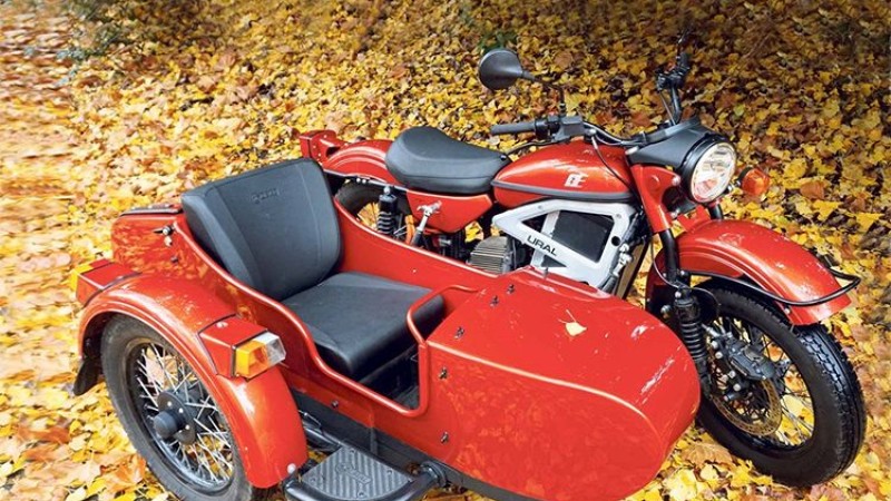 उरलले सार्वजनिक गर्यो, इलेक्ट्रीक साइड–कार