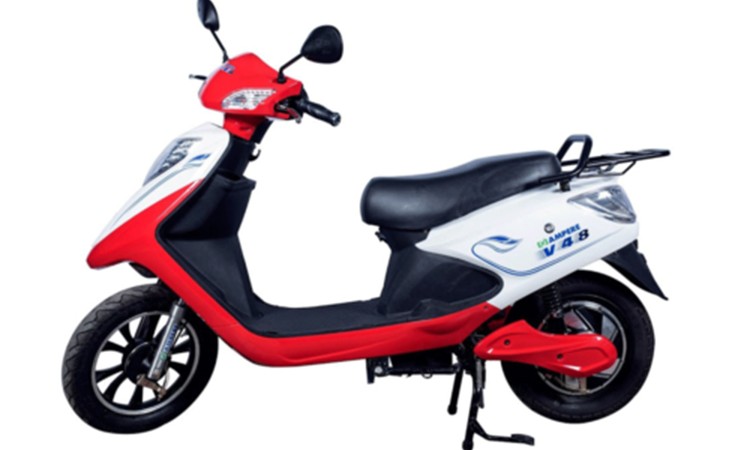 इलेक्ट्रीक स्कुटरमा बढ्यो प्रतिस्पर्धा, एम्पियर भेइकलले ल्यायो २ स्कुटर_img