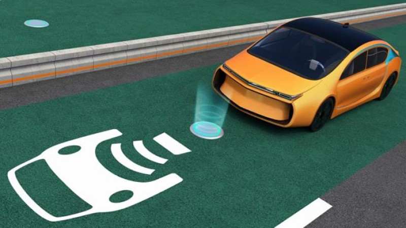 इलेक्ट्रीक कारमा नयाँ खोज सफल, गुड्दा गुड्दै आफै हुन्छ चार्ज