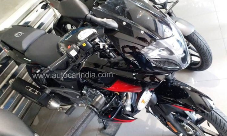 ८ हजार भारु महंगो भयो पल्सर २२०, नेपालमा कस्तो असर_img