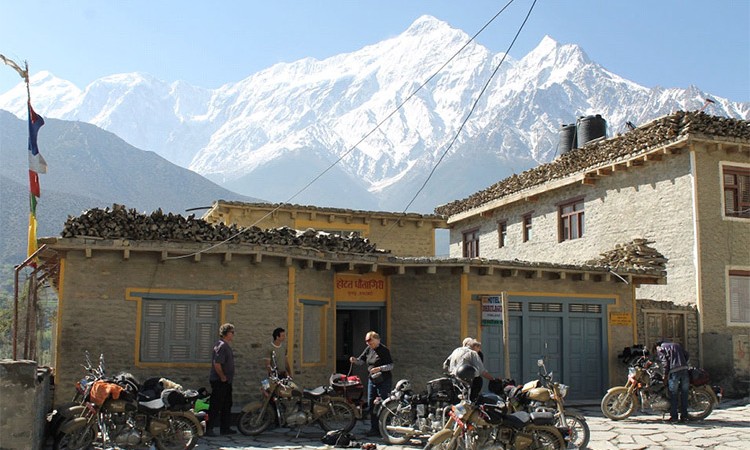 लकडाउनमा मोटरसाइकल थन्काएर राख्दा यी ३ कुरा ध्यान दिनुस्_img