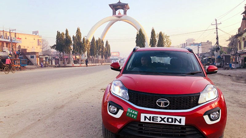 टाटा नेक्सनमा ३ लाख छुट