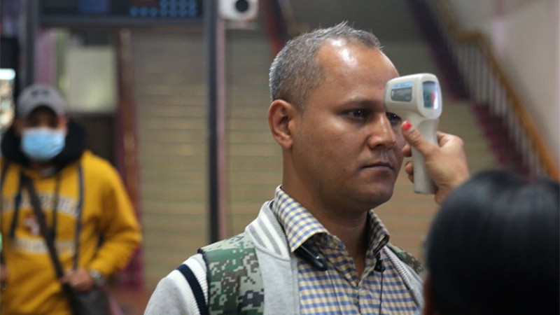 काठमाडौंमा बस चढ्न ज्वरो जाँच्नु पर्ने !